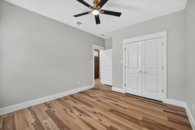 5005 Shackleford Street, Fort Worth, TX 76119