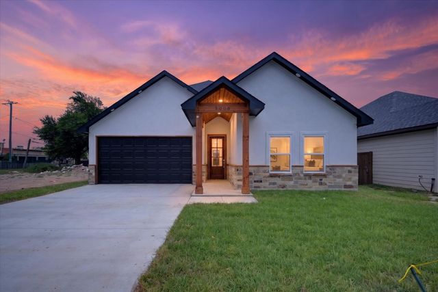 5005 Shackleford Street, Fort Worth, TX 76119