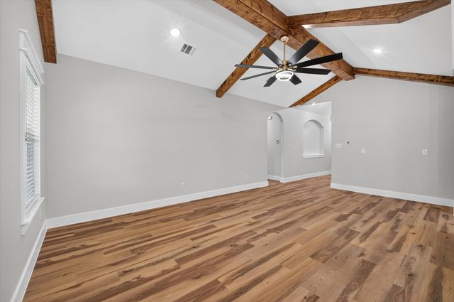 5005 Shackleford Street, Fort Worth, TX 76119