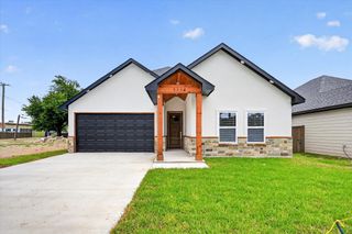 5005 Shackleford Street, Fort Worth, TX 76119