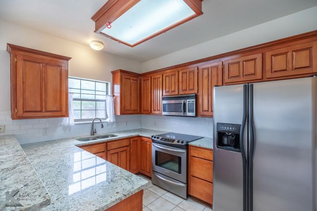 3941 Ridgmar Lane, Abilene, TX 79606