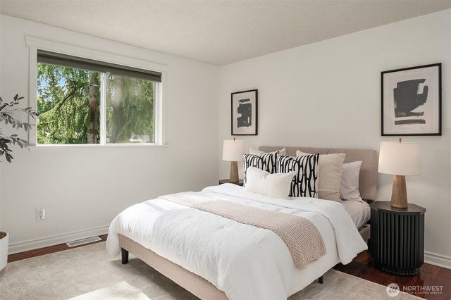 17615 Brook Boulevard, Bothell, WA 98012