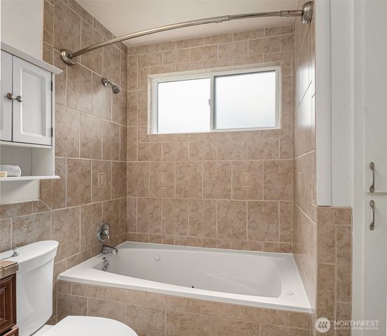 17615 Brook Boulevard, Bothell, WA 98012