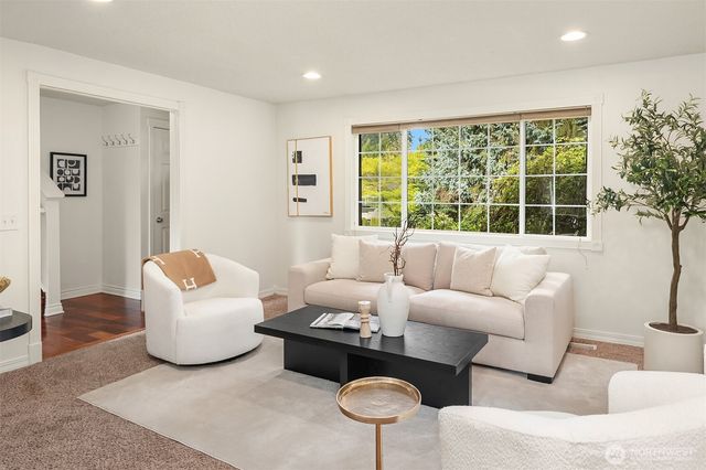 17615 Brook Boulevard, Bothell, WA 98012