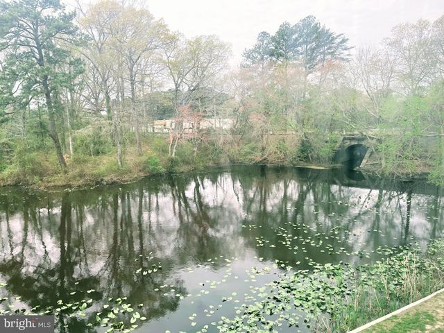 228 Canal Park Dr Apt G210, Salisbury, MD 21804