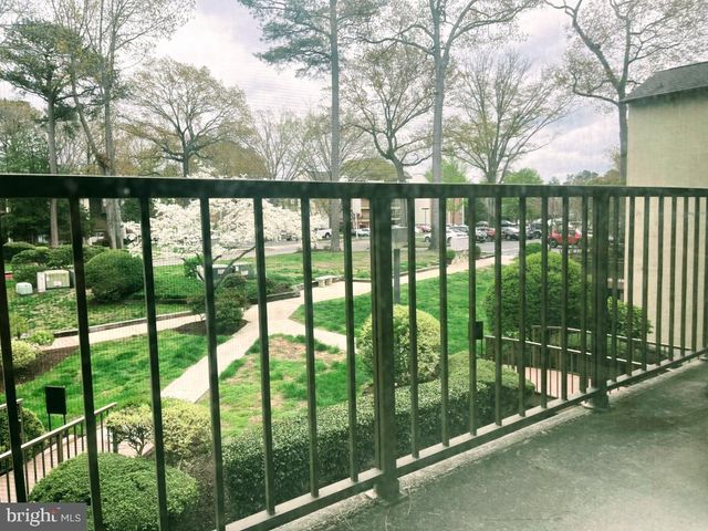228 Canal Park Dr Apt G210, Salisbury, MD 21804