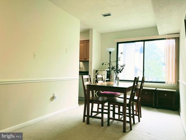 228 Canal Park Dr Apt G210, Salisbury, MD 21804