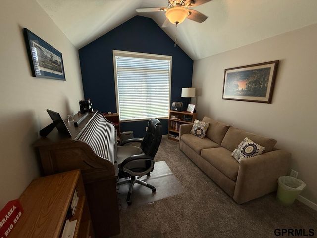 2836 Brooks Hollow Drive, Fremont, NE 68025