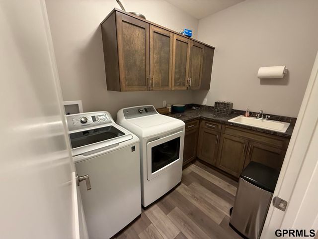 2836 Brooks Hollow Drive, Fremont, NE 68025