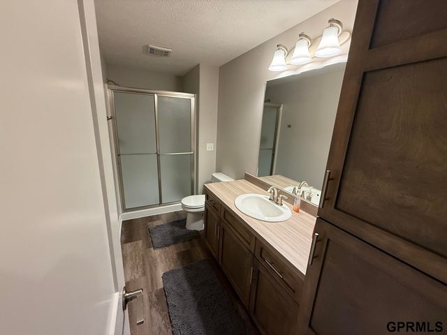 2836 Brooks Hollow Drive, Fremont, NE 68025
