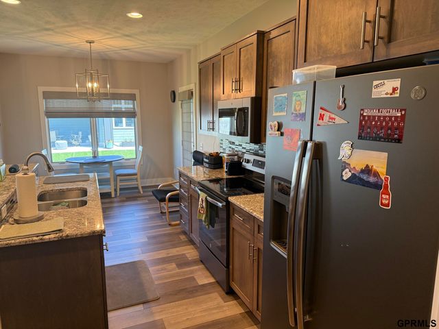 2836 Brooks Hollow Drive, Fremont, NE 68025