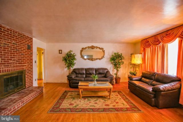 6515 ADAK ST, Capitol Heights, MD 20743