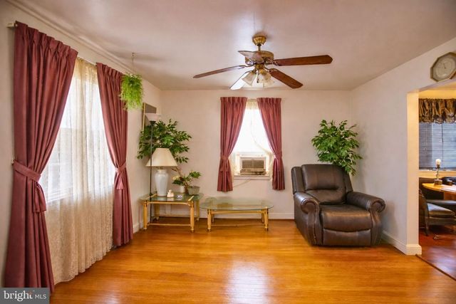 6515 ADAK ST, Capitol Heights, MD 20743