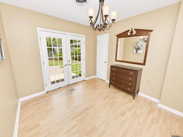 4520 E Essen Heights Ct, Baton Rouge, LA 70809