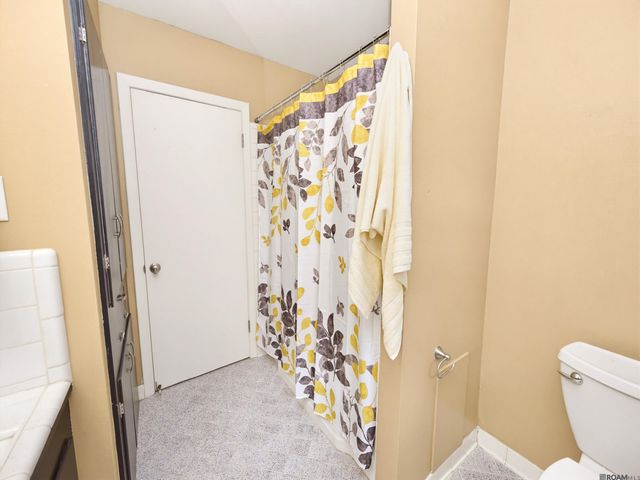 4520 E Essen Heights Ct, Baton Rouge, LA 70809