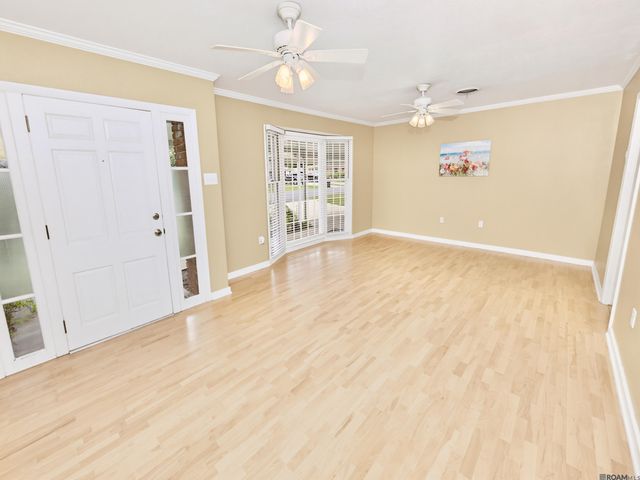 4520 E Essen Heights Ct, Baton Rouge, LA 70809