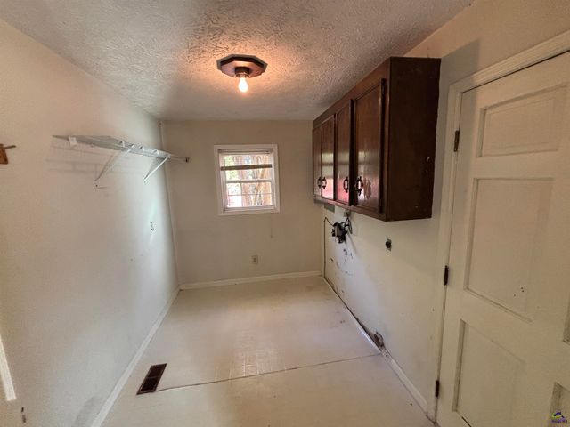 319 Country Club Road, Cochran, GA 31014