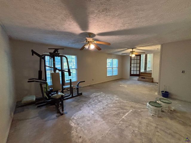 319 Country Club Road, Cochran, GA 31014