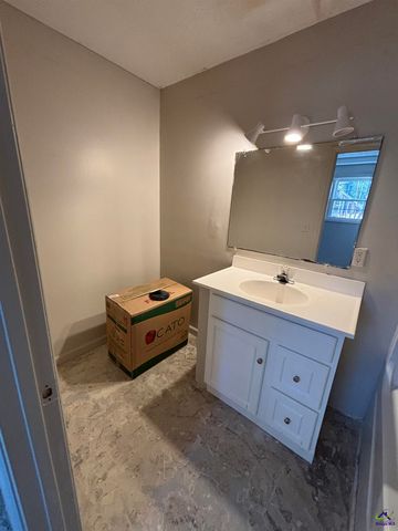 319 Country Club Road, Cochran, GA 31014