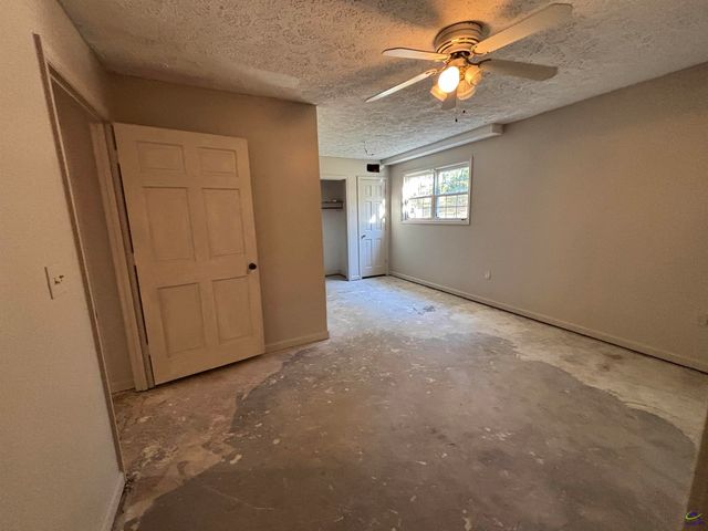 319 Country Club Road, Cochran, GA 31014