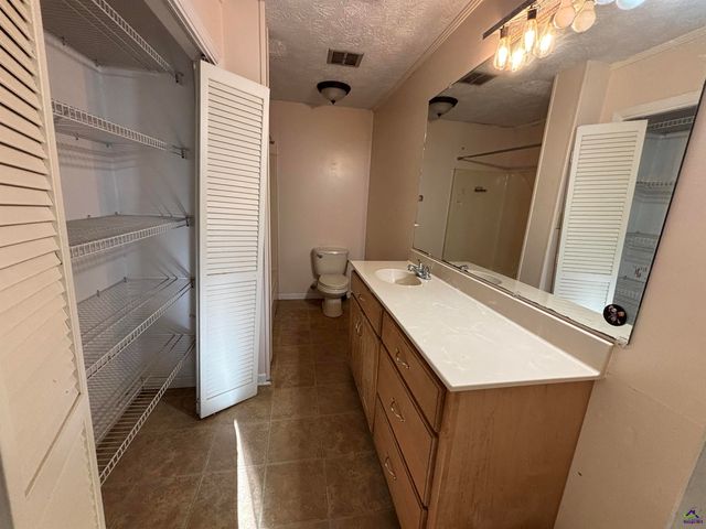 319 Country Club Road, Cochran, GA 31014