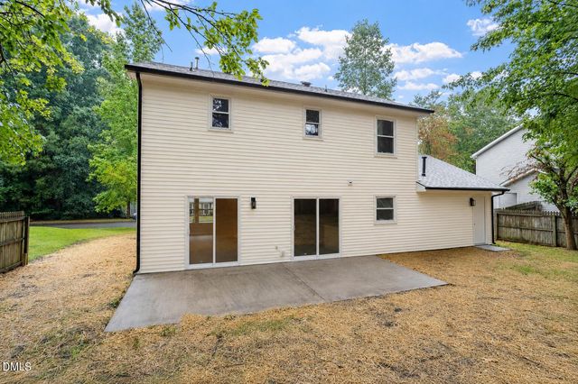 1414 Ravensthorpe Drive, Fuquay Varina, NC 27526