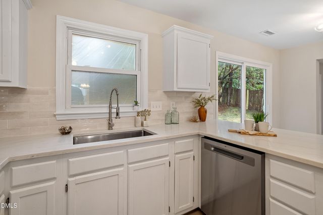 1414 Ravensthorpe Drive, Fuquay Varina, NC 27526