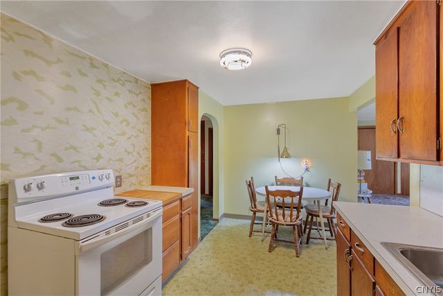 216 Toas Avenue, Salina, NY 13211