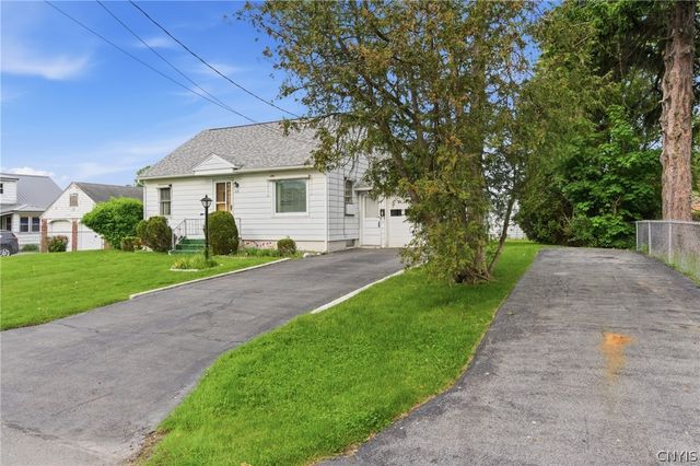 216 Toas Avenue, Salina, NY 13211
