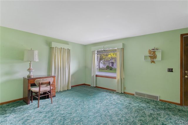 216 Toas Avenue, Salina, NY 13211