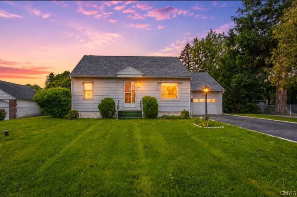 216 Toas Avenue, Salina, NY 13211