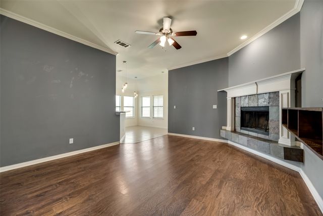 121 Price Circle, Hackberry, TX 75036