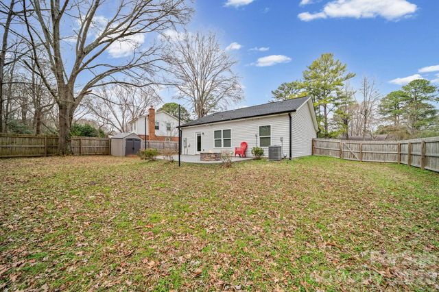 6610 Bluestone Court, Charlotte, NC 28212