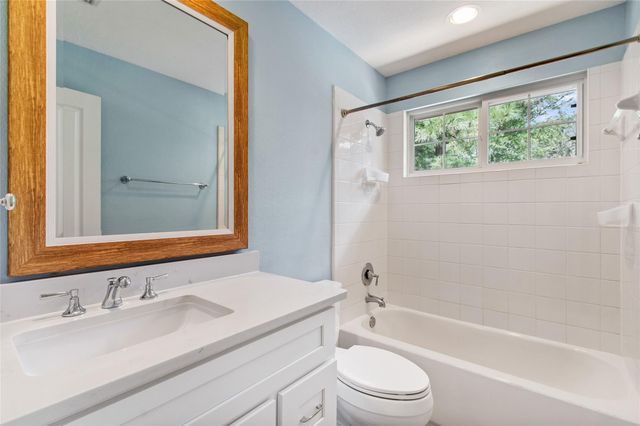 77 Sugar Grove Court, The Woodlands, TX 77382