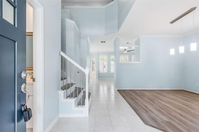 77 Sugar Grove Court, The Woodlands, TX 77382