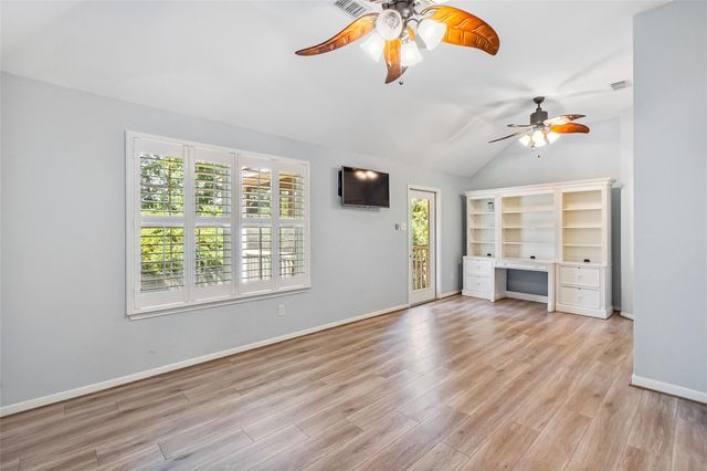 77 Sugar Grove Court, The Woodlands, TX 77382