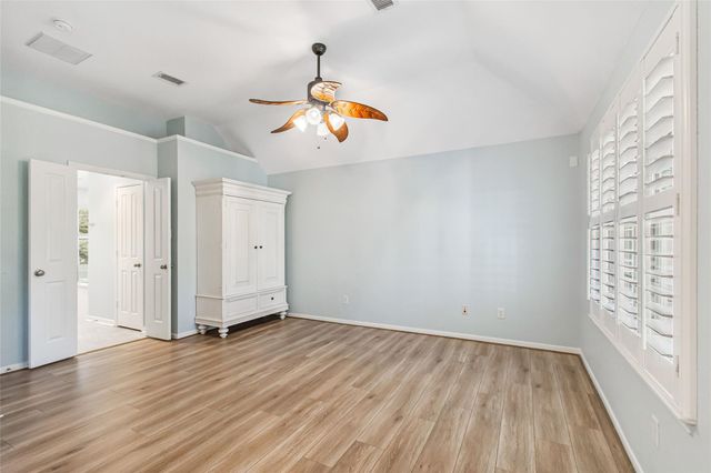 77 Sugar Grove Court, The Woodlands, TX 77382