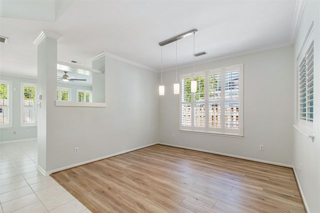 77 Sugar Grove Court, The Woodlands, TX 77382