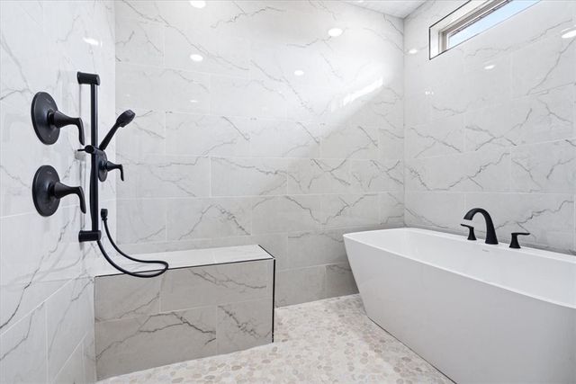 7010 SW Orange Avenue, Bentonville, AR 72713