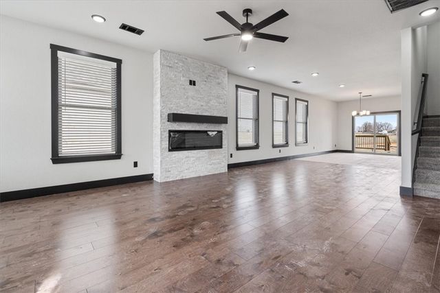 7010 SW Orange Avenue, Bentonville, AR 72713