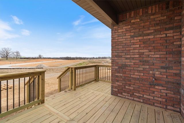 7010 SW Orange Avenue, Bentonville, AR 72713