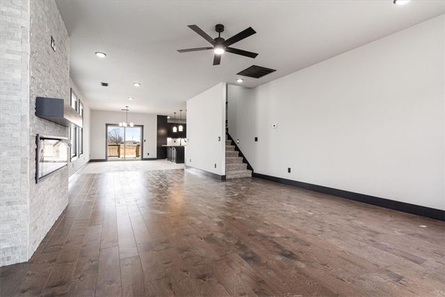 7010 SW Orange Avenue, Bentonville, AR 72713