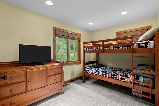 N6993 Oakwood ROAD, Whitewater, WI 53190