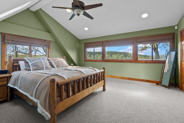 N6993 Oakwood ROAD, Whitewater, WI 53190