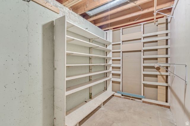 2024 E RIBBON LANE, Holladay, UT 84117