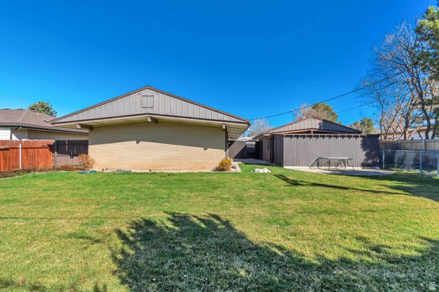 2024 E RIBBON LANE, Holladay, UT 84117