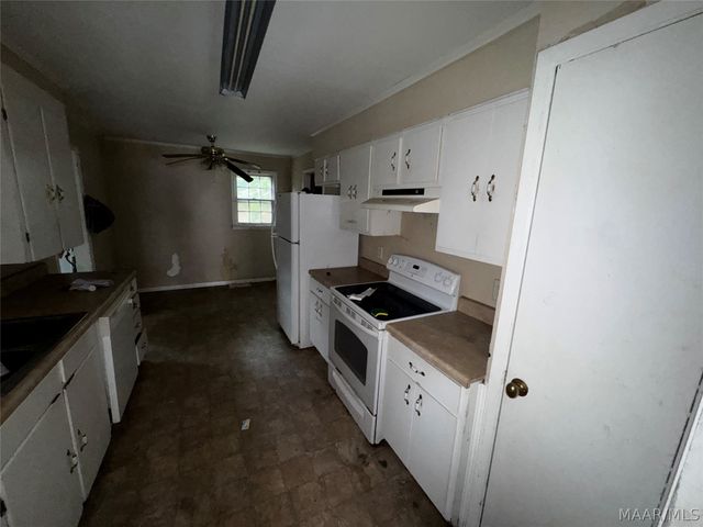 3050 MCQUEEN Street, Montgomery, AL 36107