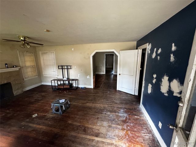 3050 MCQUEEN Street, Montgomery, AL 36107
