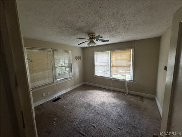 3050 MCQUEEN Street, Montgomery, AL 36107
