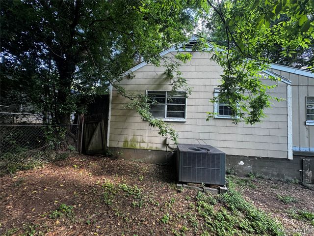3050 MCQUEEN Street, Montgomery, AL 36107